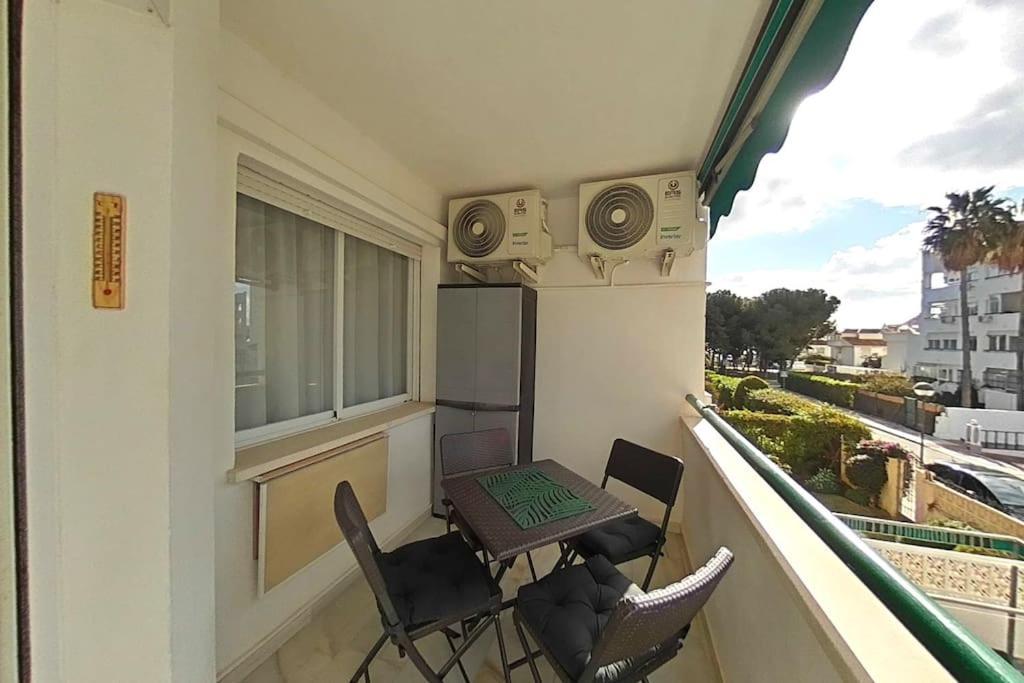 Tranquilo , Soleado Cerca De La Playa Appartement Torremolinos Buitenkant foto